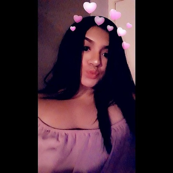 Meet your Posher, adriana - Picture 1 of 1